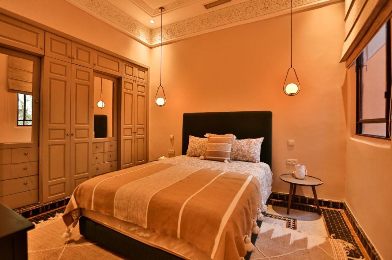 Villa May Sur Le Golf De La Palmeraie With Cooker And Butler Included マラケシュ エクステリア 写真